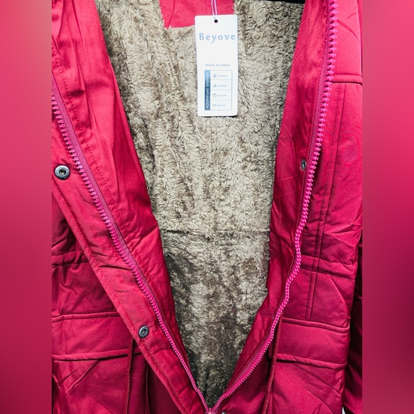 Women’s Winter Coat Parka Removable Hood NWT Maroon - Picture 8 of 12